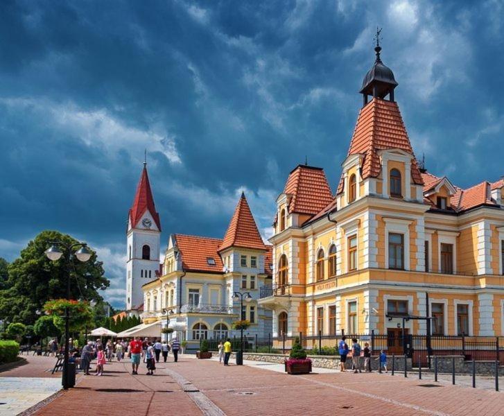Hotel Margit Trenčianske Teplice Buitenkant foto